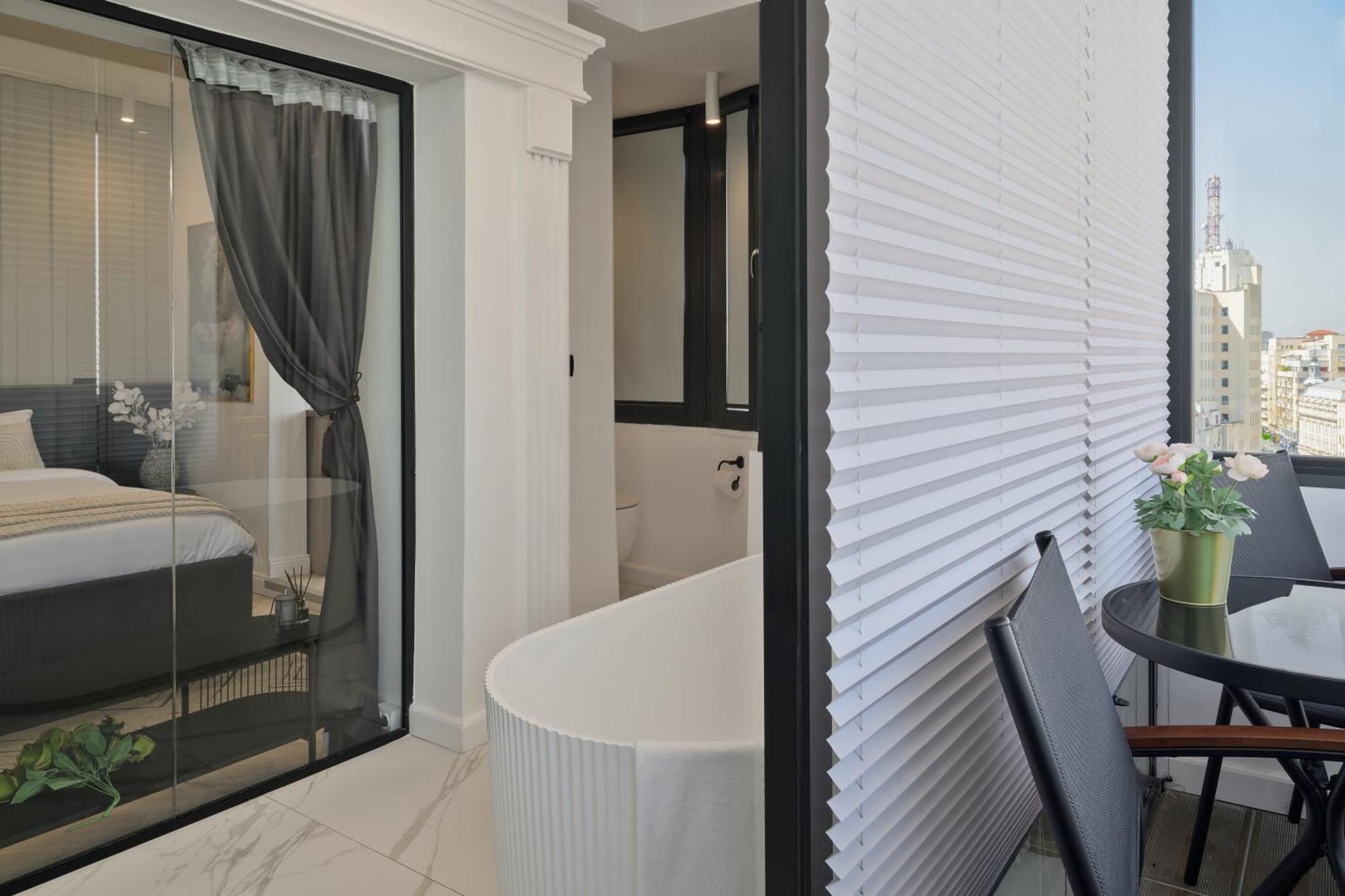 City View - Luxury Apartment A - Old City - Victoriei Bukarest Kültér fotó